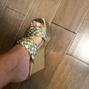 Nine West Gold Wedge